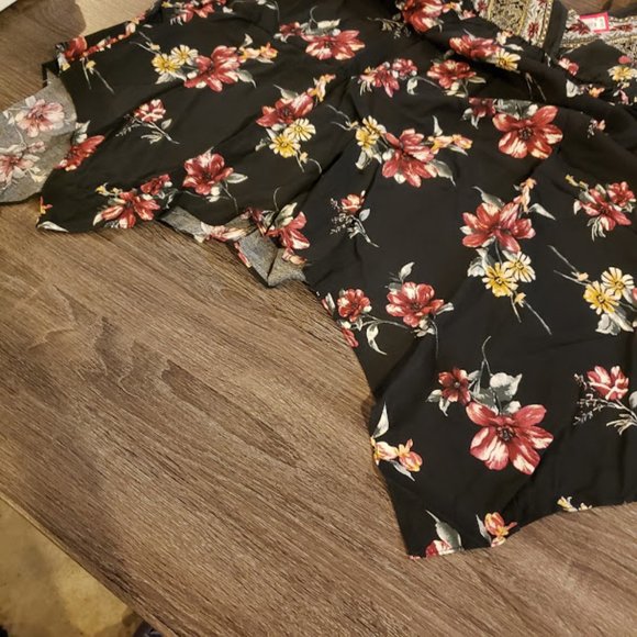 NEW! Floral Black V-Neck Handkerchief Hem Dress - Picture 4 of 4